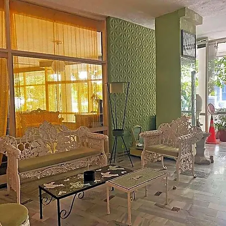 Hotel apartamentowy Petek Fenerbahce Kadikoy 4*